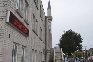 İsveç'te eczanelerde Müslüman kadınlara ırkçı saldırılar artıyor