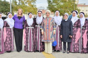 Emine Erdoğan: Kadın meselesi aynı zamanda bir erkek meselesidir