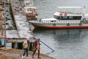 Akdamar Adası tatlı suya kavuşmasıyla yılın her mevsimi yeşil kalacak