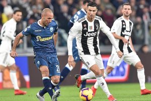Juventus galibiyet serisini sürdürdü