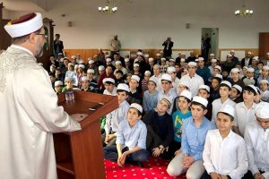 Diyanet İşleri Başkanı Erbaş: Kur’an-ı Kerim’i öğrenmenin amacı, onu anlamak ve yaşamaktır