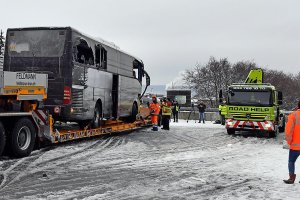 İsviçre'de turistleri taşıyan otobüs kaza yaptı: 1 ölü, 44 yaralı