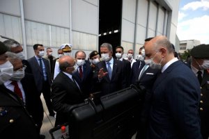 Bakanlar 'Uçan Kale'yi inceledi