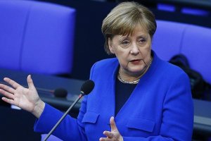 Şansöyle Merkel: Koronavirüs sebebiyle Avrupa zor durumda