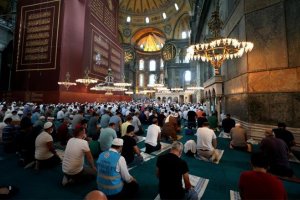 Teşrik tekbiri nedir ve ne zaman getirilir?
