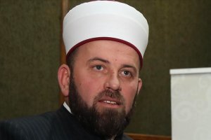 Karadağ İslam Birliği Başkanı Fejzic'ten Charlie Hebdo'nun karikatürlerine kınama