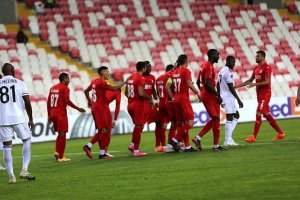 Sivasspor UEFA Avrupa Ligi'nde Karabağ'ı 2-0 yendi