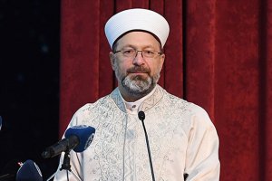 Erbaş: ırkçı uygulamalar İslam'ın Avrupa'da yükselişini engellemeye yönelik bir amaçtır