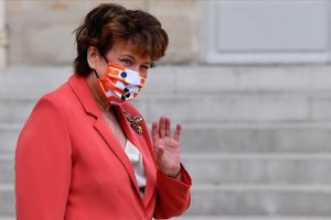 Fransa Kültür Bakanı Bachelot: Sömürgeciliğin suç ve barbarlık olduğunu kabul etmeliyiz