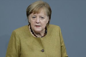 Merkel, ayrımcılık ve ırkçılığa karşı mücadelede yapılması gereken çok şey var