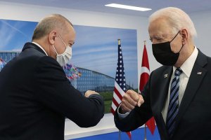 Cumhurbaşkanı Erdoğan ile ABD Başkanı Biden görüşmesi verimli geçti