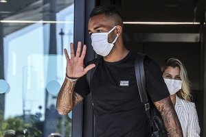 Beşiktaş, Brezilyalı futbolcu Alex Teixeira'yı kadrosuna kattı 