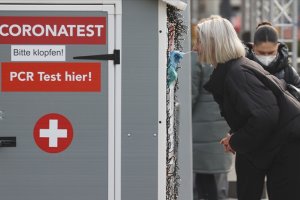 Almanya'da virüsten ölenlerin sayısı 120 bini geçti