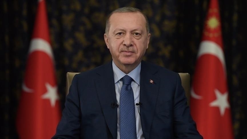 Cumhurbaşkanı Erdoğan, Trabzonspor Kulübü Başkanı Ağaoğlu'nu tebrik etti
