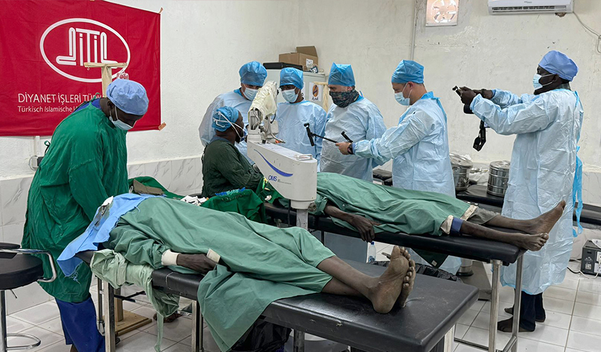 DİTİB, Çad'da 700 kişinin göz sağlığına ışık oldu