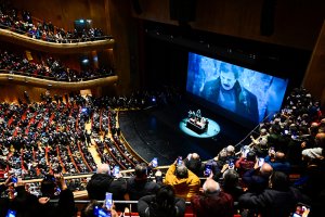 Milyonların gönlünde taht kuran usta sanatçı Ferdi Tayfur son yolculuğuna uğurlandı