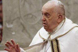 Papa Franciscus, bronşit ve zatürre nedeniyle hastanede tedavi altında