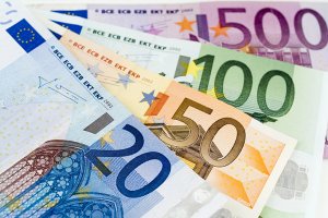 Euro Bölgesi'nde yatırımcı güveni arttı
