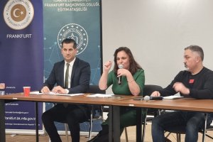Almanya'da Türk seçmenler sandığa gitmeli, aksi takdirde ırkçılık artar