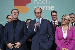 CDU lideri Merz, SPD ile koalisyon görüşmeleri yapacak