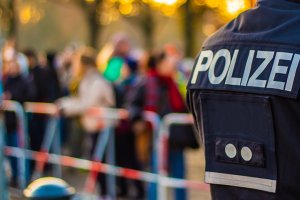 Mannheim saldırısını gerçekleştiren zanlı aşırı sağcı silah şebekesiyle ilgili