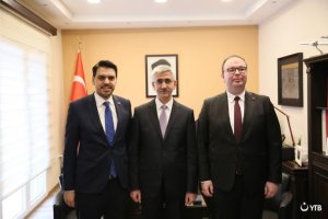 Bakan Yardımcısı Yılmaz ve YTB Başkanı Eren, Başkonsolos Ünal ile görüşmelerde bulundu