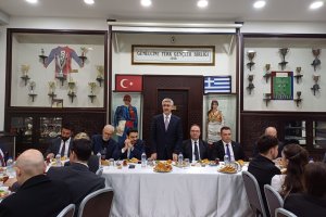 Bakan Yardımcısı Yılmaz ve YTB Başkanı Eren, GTGB Sahur programında soydaşlar bir araya geldi