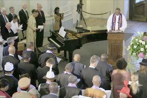 Almanya'da kilise üyeliği düşerken, camilerin ekonomik krizle mücadelesi zorlaşıyor