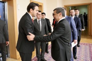 Abdullah Eren, Türkmenistan Eğitim Bakanı Gurbangeldiýew ile görüştü