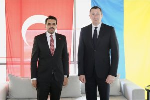 YTB Başkanı Eren ile Ukrayna Başbakan Yardımcısı Çernışov İstanbul’da buluştu