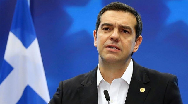 Yunanistan Başbakanı Çipras Dışişleri Bakanlığı görevini üstlendi