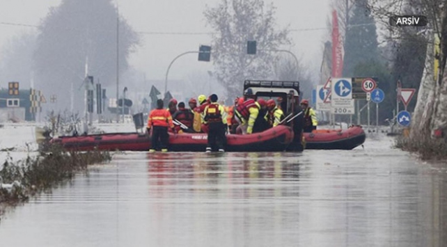 İtalya Sicilya'da nehir taştı: En az 12 ölü