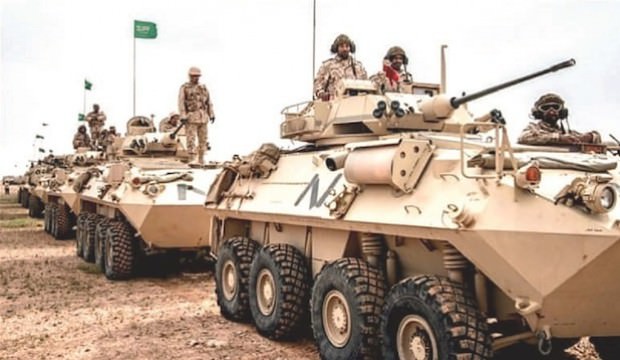 ABD himmetindeki Suud ordusu, Müslüman Yemen’e vumaya başladı