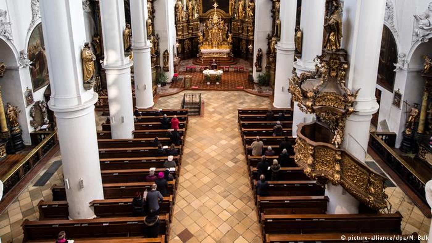 Almanya’da kiliselerin vergi geliri 12,6 milyar avro 