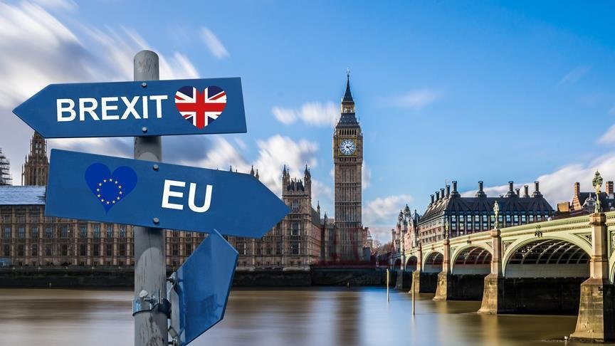 LONDRA Eski MI6 başkanından Brexit anlaşması