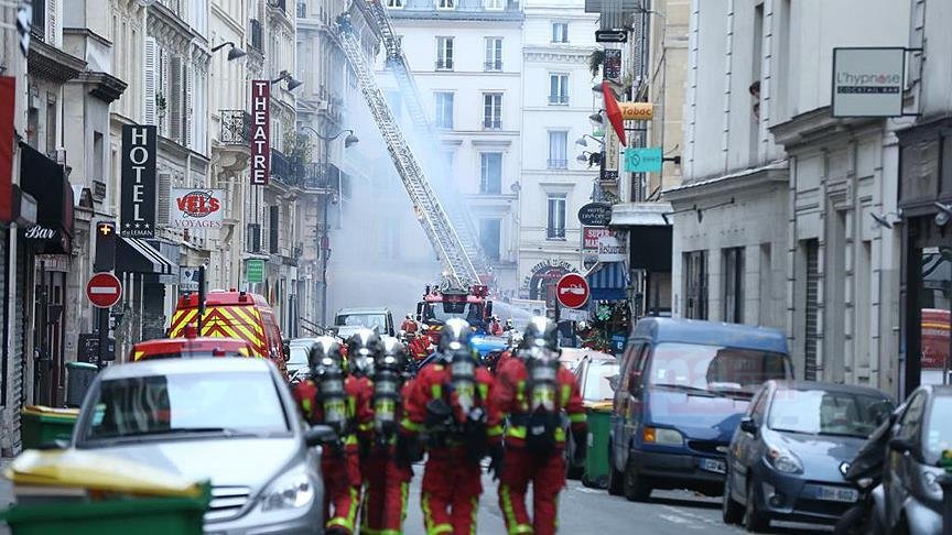  Paris'te patlama: 4 kişi hayatını kaybetti 