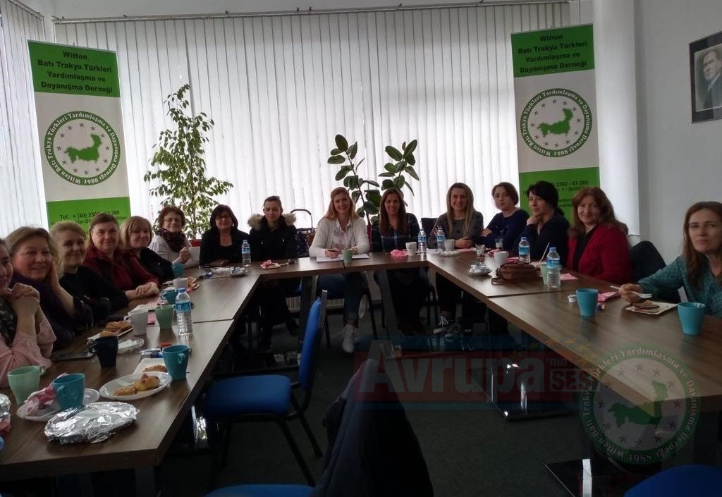 Kadın Kolları ilk toplantısını Witten'deki genel merkezde gerçekleştirdi 