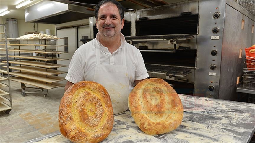 Avustralya'da ramazan pidesi İtalyan fırıncıya emanet 