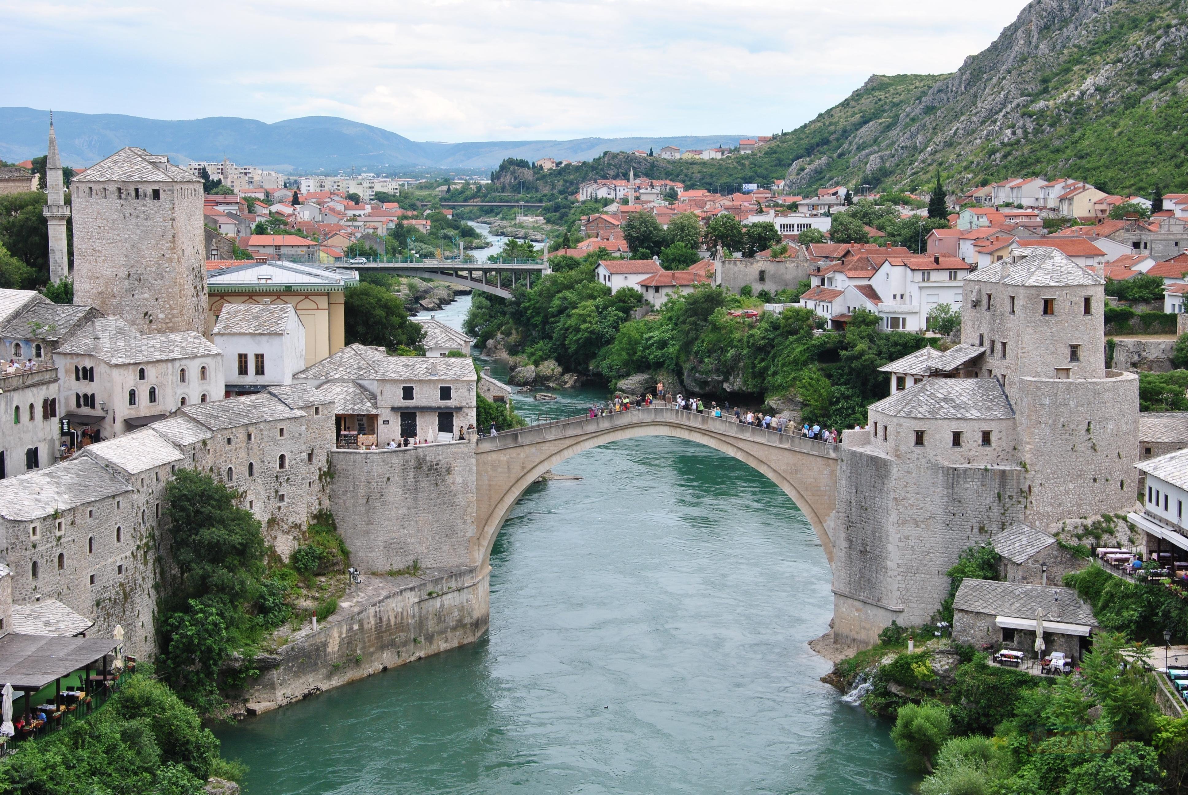 Bosna Hersek'te 4,8 büyüklüğünde deprem meydana geldi