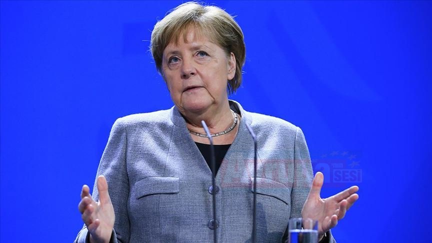 Merkel: Almanya'daki insanların yüzde 60 ila 70'ine koronavirüs bulaşabilir