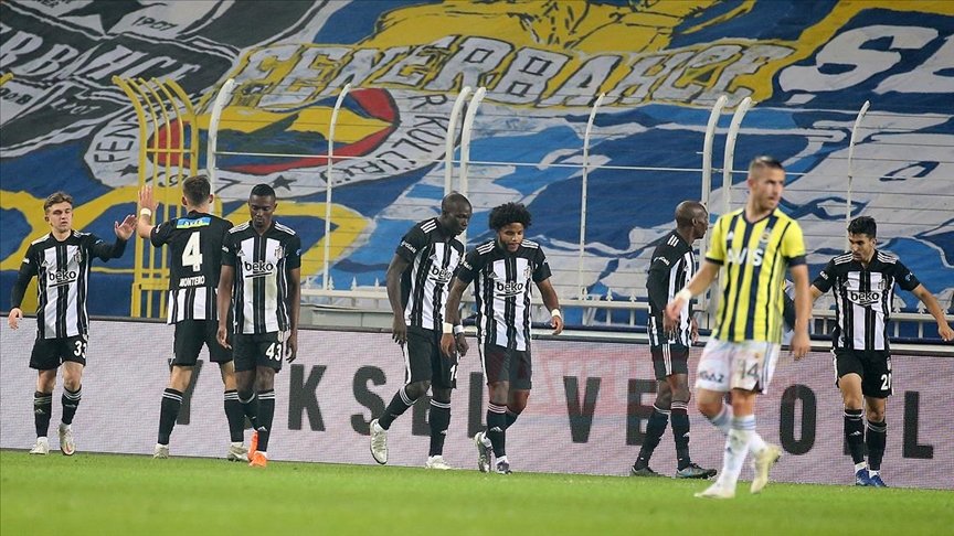 Derbide Beşiktaş Fenerbahçe'yi deplasmanda mağlup etti