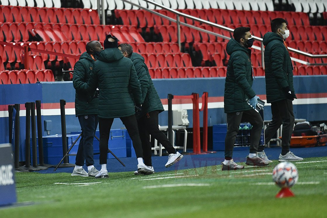 PSG-Medipol Başakşehir maçının dördüncü hakemi maçtan alındı