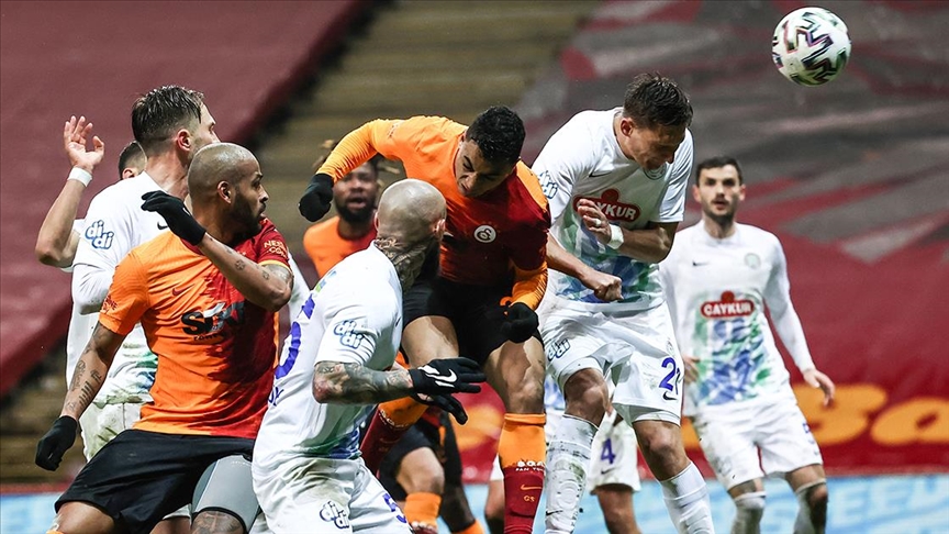 Çaykur Rizespor evinde Galatasaraylı Galatasaray'ı 4-3 mağlup etti