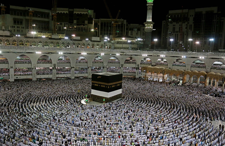 Kabe'de namaz için aşı olma veya hastalığı geçirip iyileşme şartı getirdi