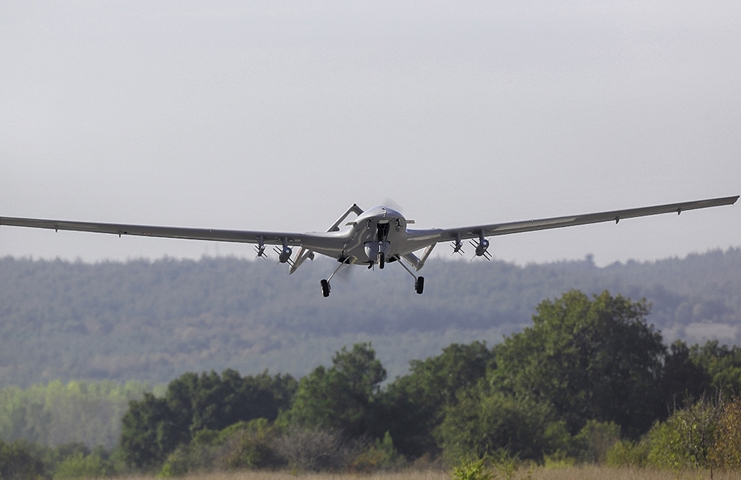 Polonya, Türkiye’den silahlı insansız hava aracı satın alacak