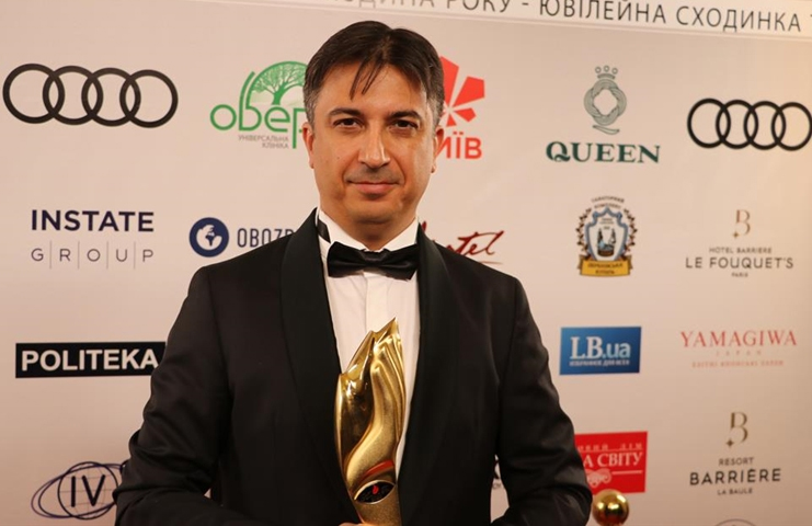 Ukrayna'da 'Yılın Büyükelçisi' ödülünü Türk Büyükelçisi aldı