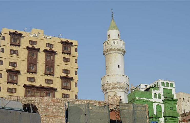Suudi Arabistan'da cami hoparlörlerine yönelik kısıtlama kararına tepkiler büyüyor
