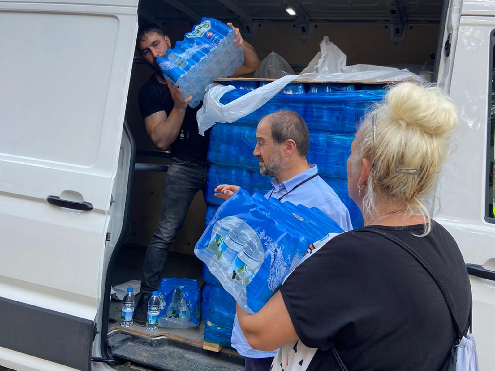 Sel felaketi yaşayan şehir halkına DİTİB yardım eli uzattı
