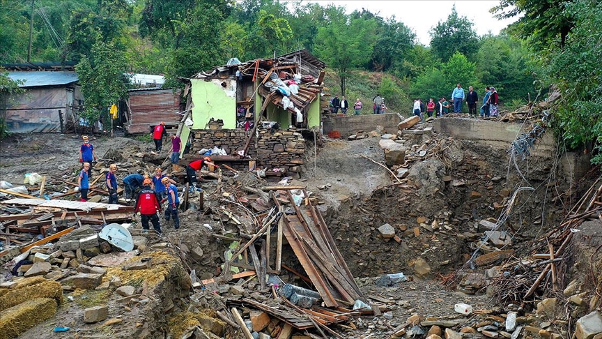 AFAD: Bartın, Kastamonu ve Sinop'ta sel çalışmaları sürüyor