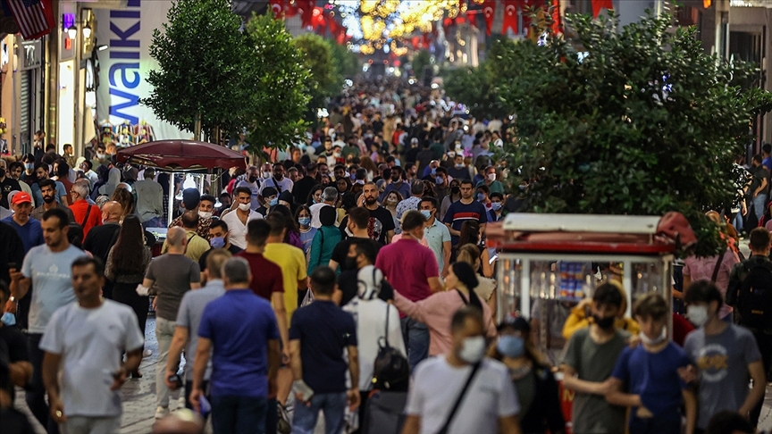 Türkiye'de haftalık 100 bin kişideki vaka sayısı 77 ilde arttı, 4 ilde azaldı